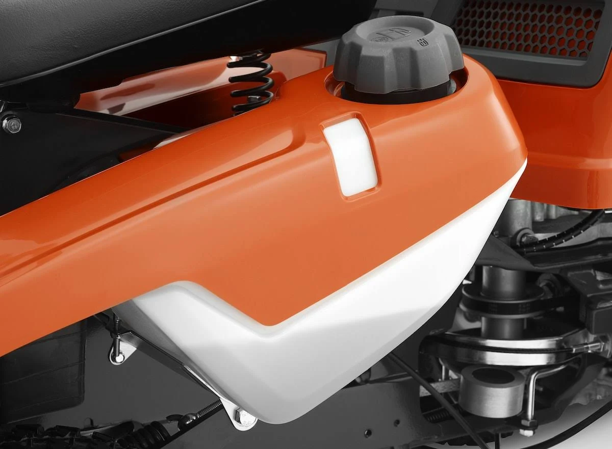 Husqvarna Rider R 216T AWD – Bild 3