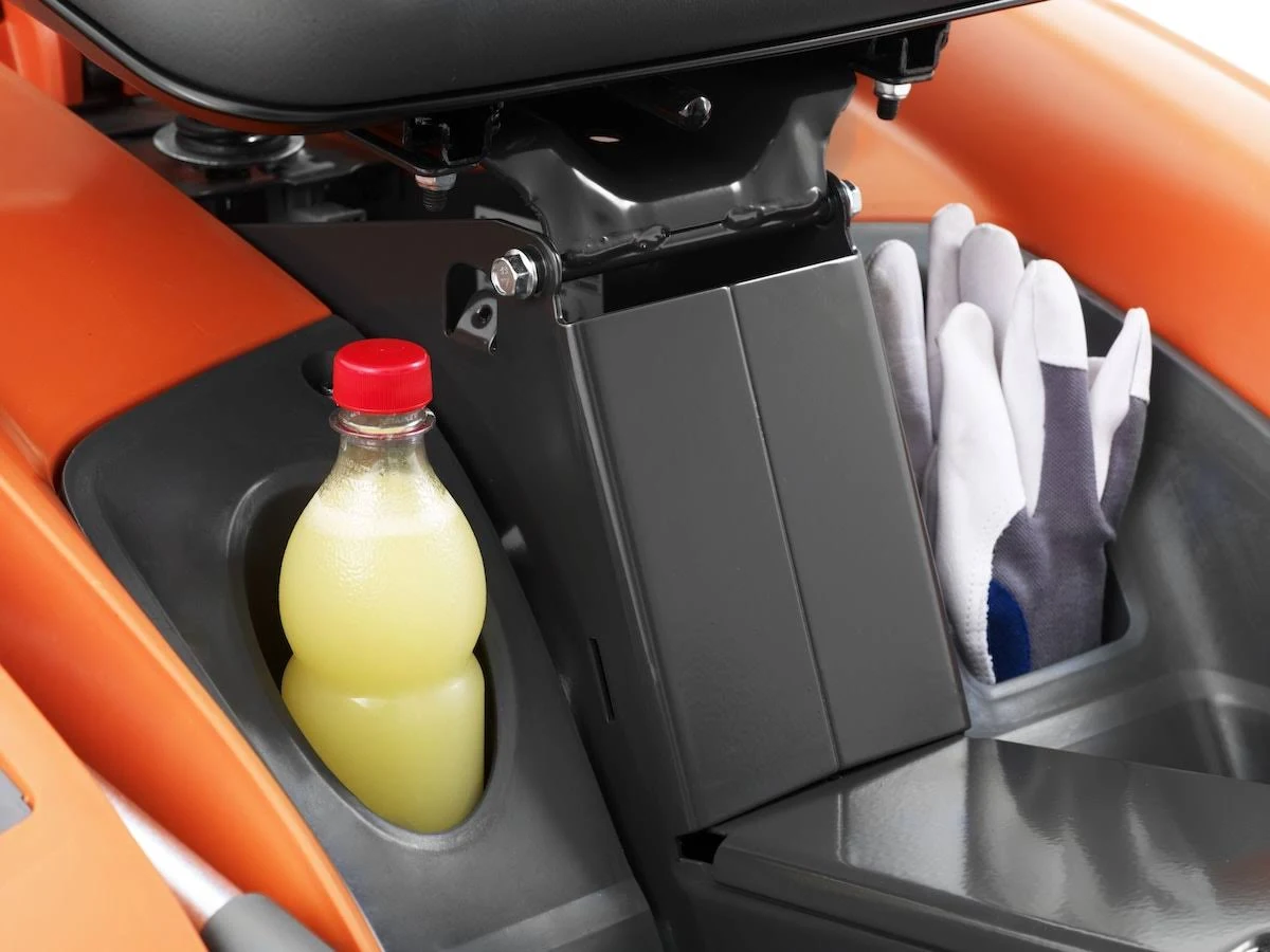 Husqvarna Rider R 216T AWD – Bild 5